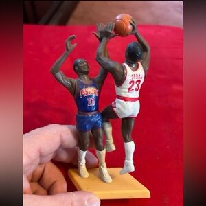 1989 Starting Lineup One on One Michael Jordan vs Isiah Thomas. Loose. Rare